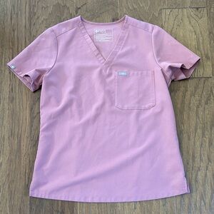 Figs Dusty Pink V-Neck Scrub Top. Size S